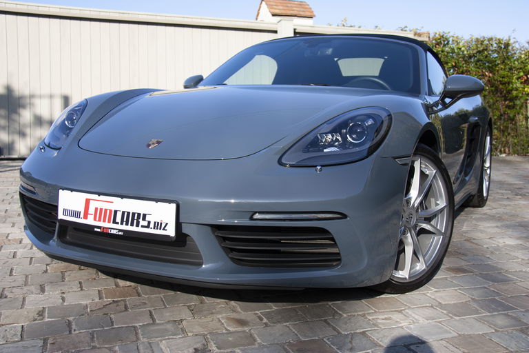 Porsche 718 Boxster
