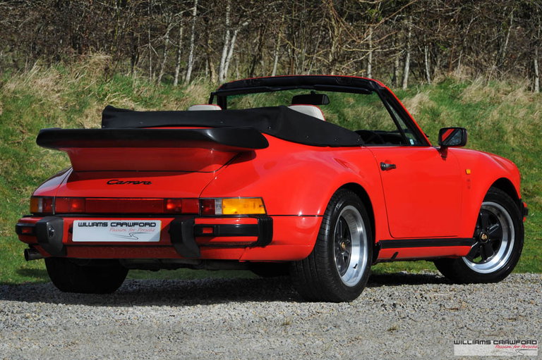 Porsche 911 Carrera 3.2