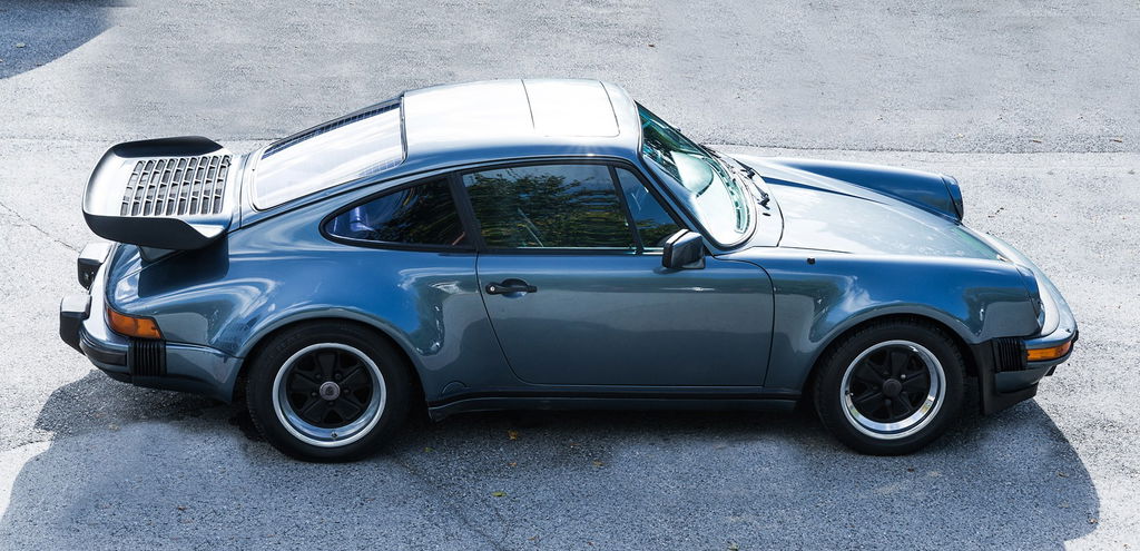 Porsche 911 Turbo 3.3 (US)
