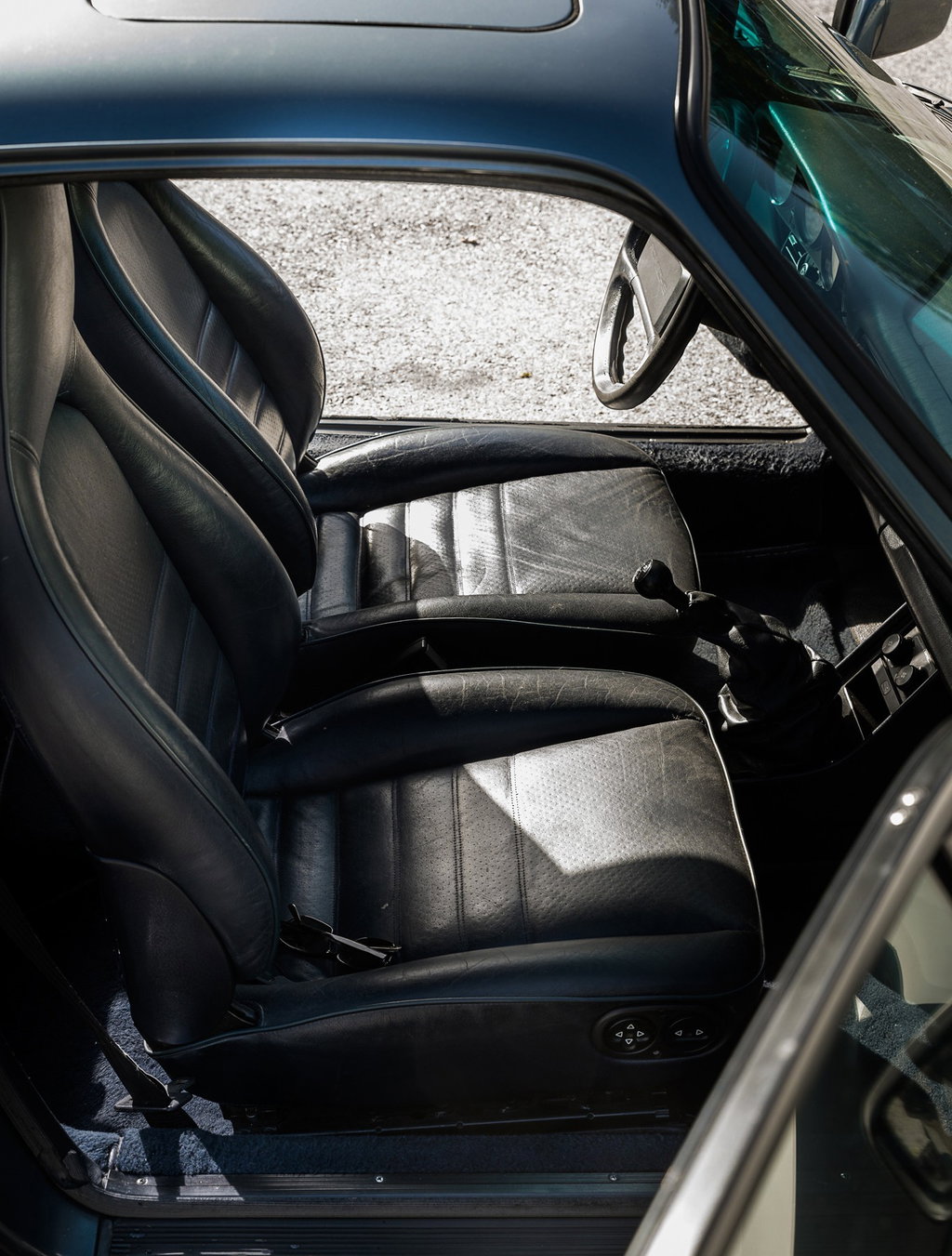 Porsche 911 Turbo 3.3 (US)