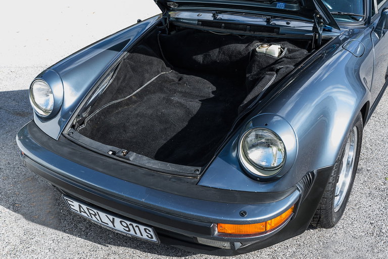 Porsche 911 Turbo 3.3 (US)