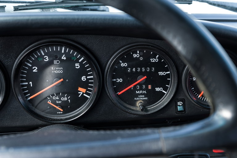 Porsche 911 Turbo 3.3 (US)