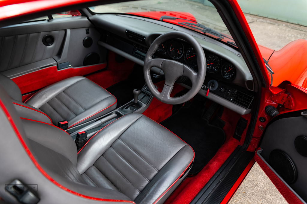 Porsche 964 Carrera 2