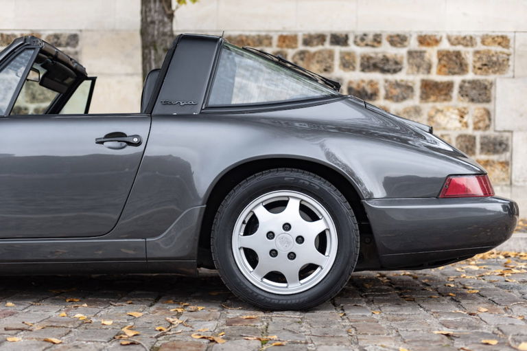 Porsche 964 Carrera 4