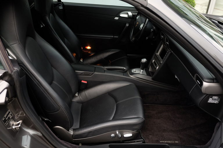Porsche 997 Carrera 4