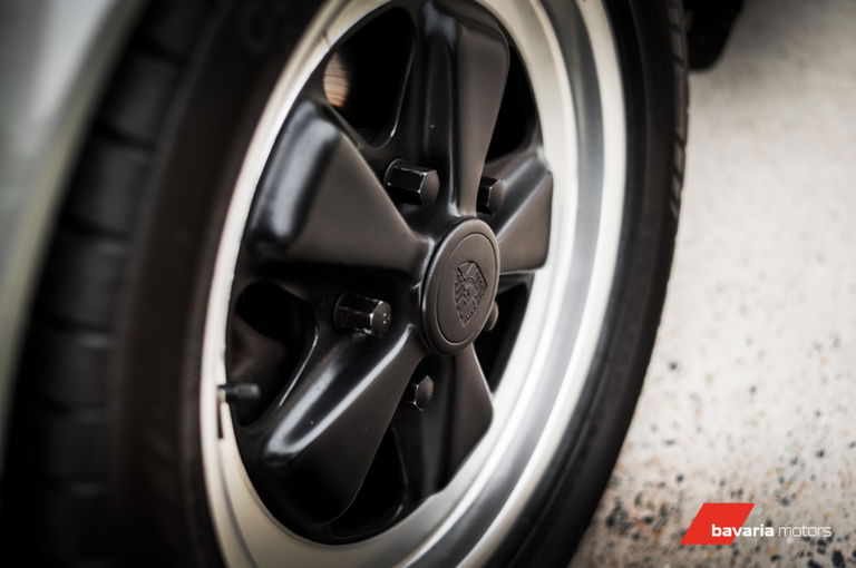 Porsche 911 Carrera 3.2