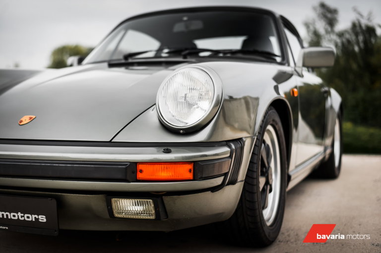 Porsche 911 Carrera 3.2