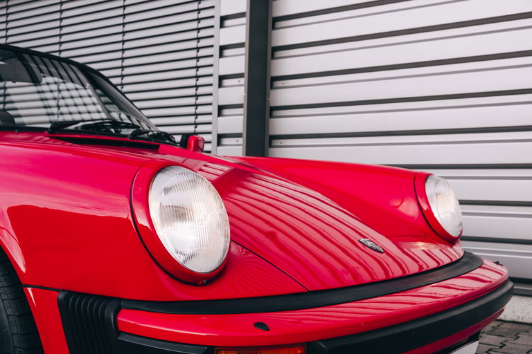 Porsche 911 Carrera 3.2