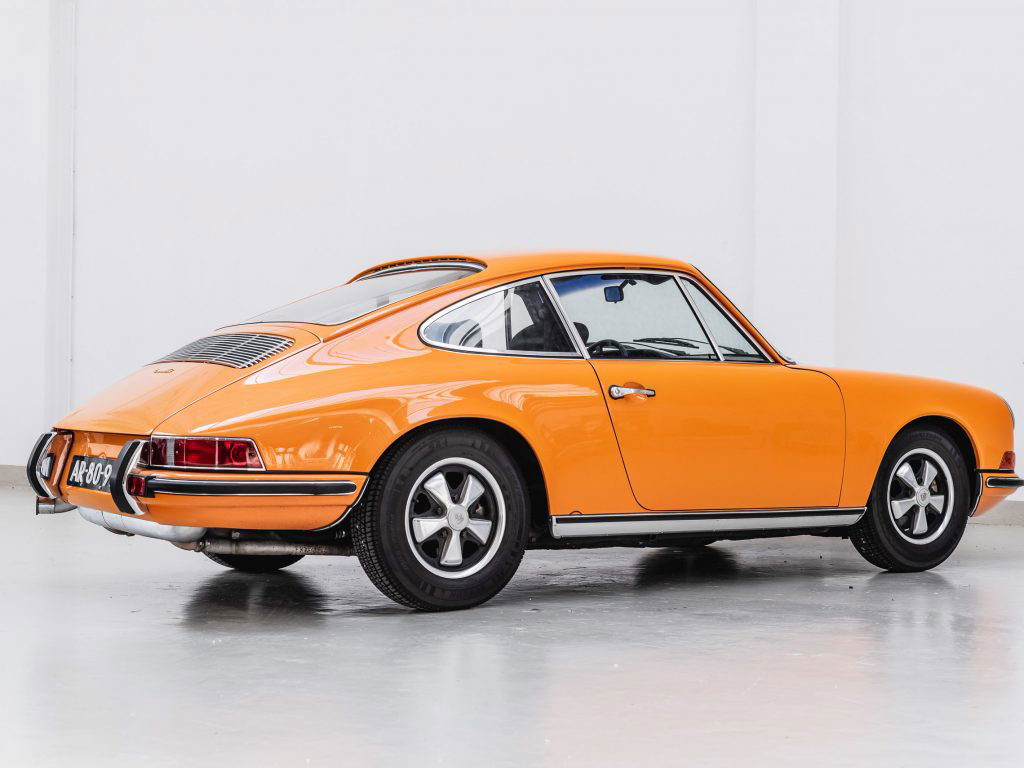 Porsche 911 E