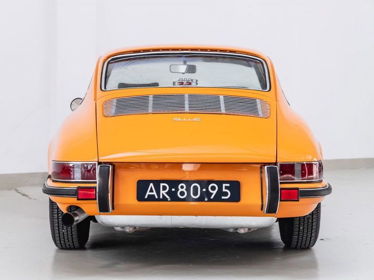 Porsche 911 E