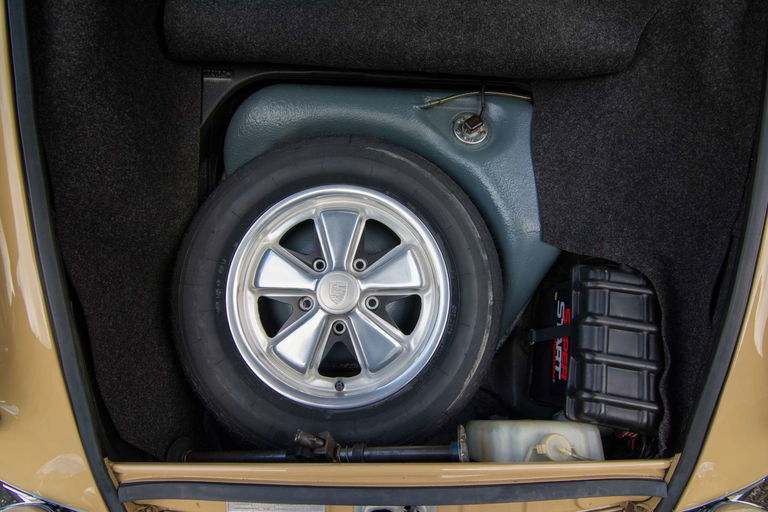 Porsche 911 S (F-Modell)