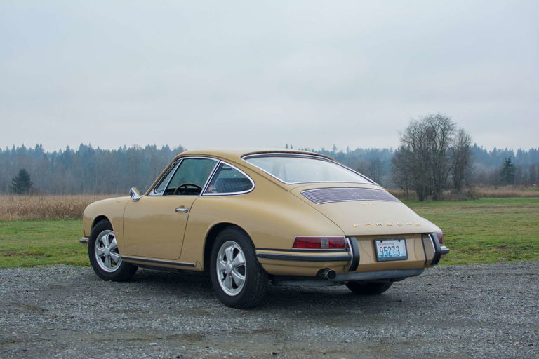 Porsche 911 S (F-Modell)