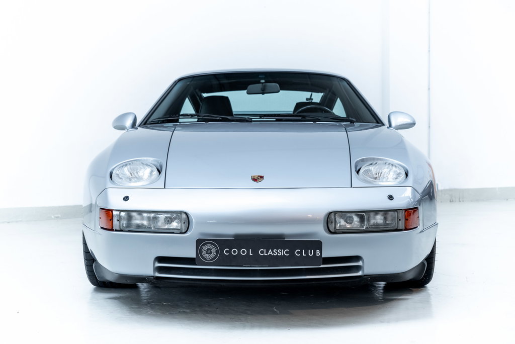 Porsche 928 GTS