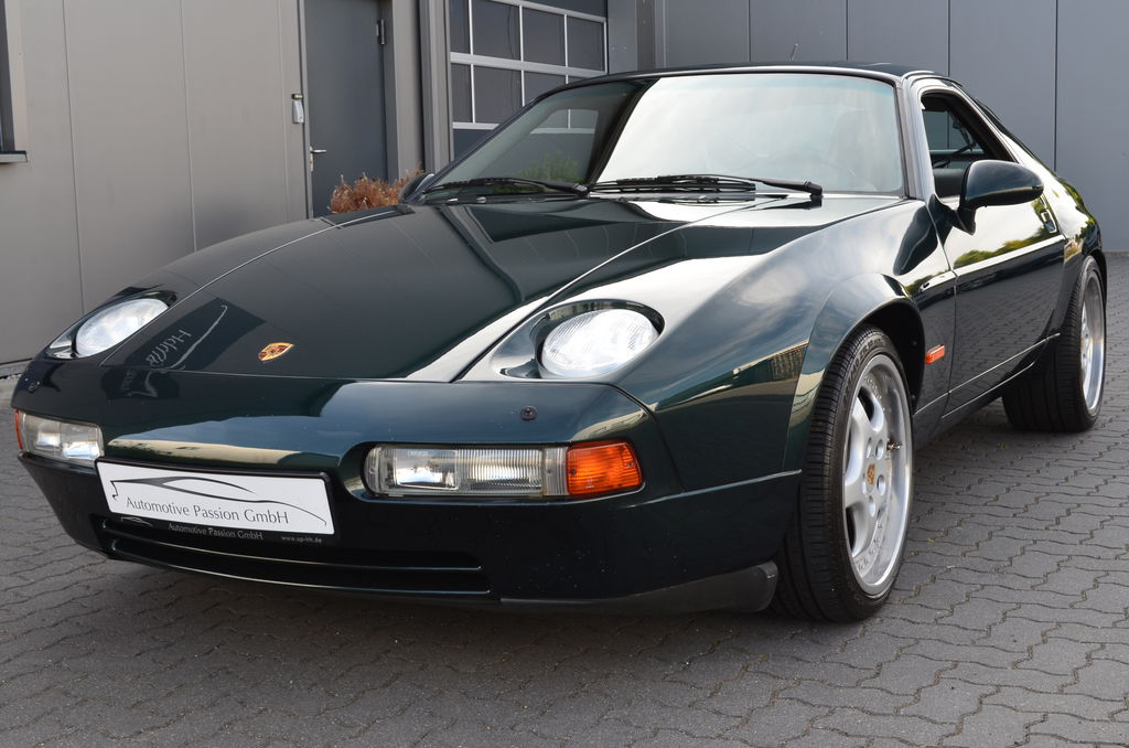 Porsche 928 GTS
