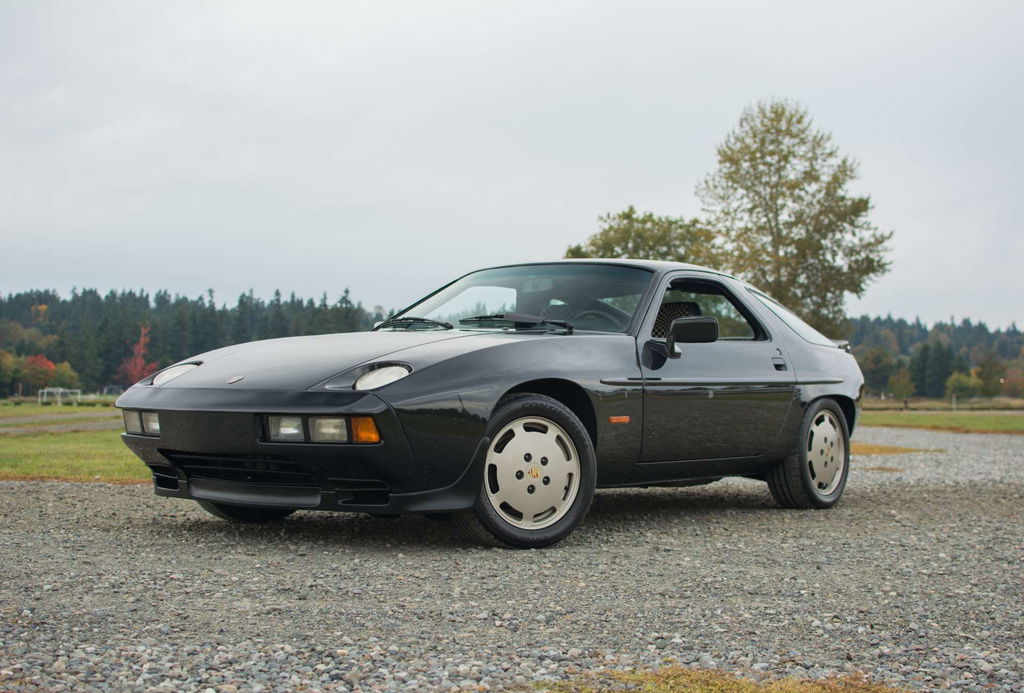 Porsche 928 S