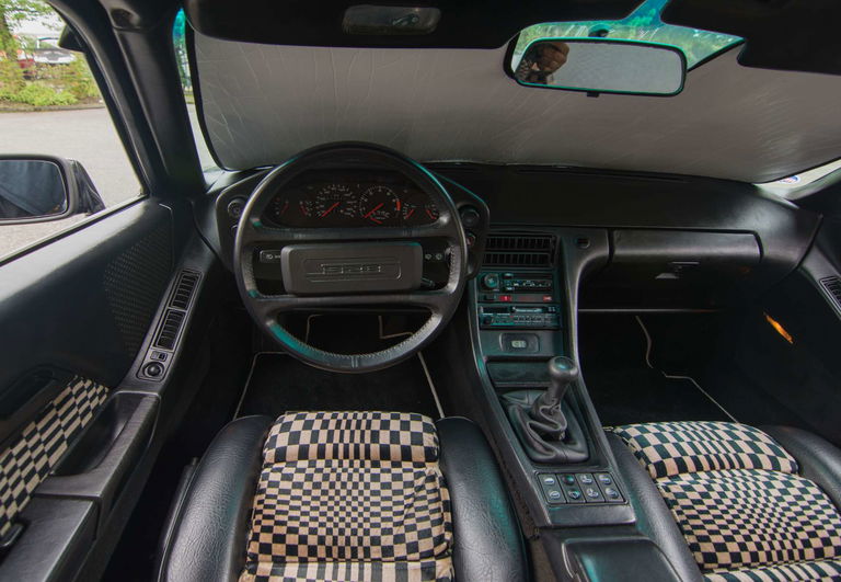 Porsche 928 S