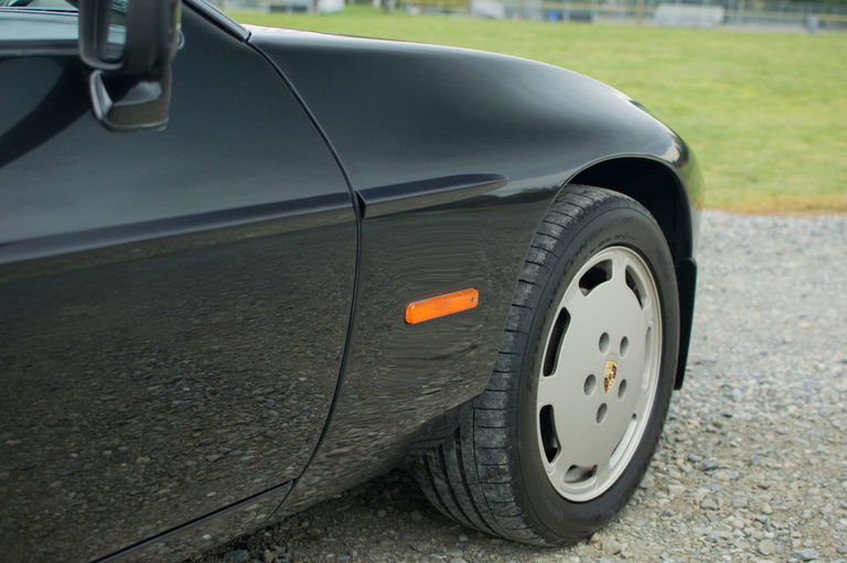 Porsche 928 S