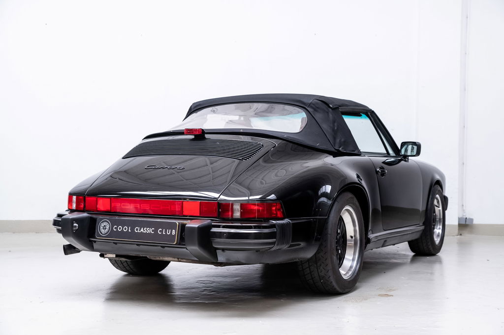 Porsche 911 Carrera 3.2