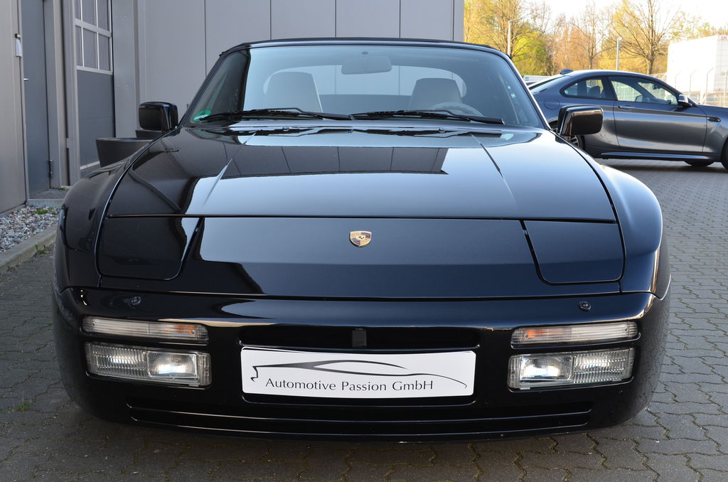Porsche 944 Turbo Cabriolet