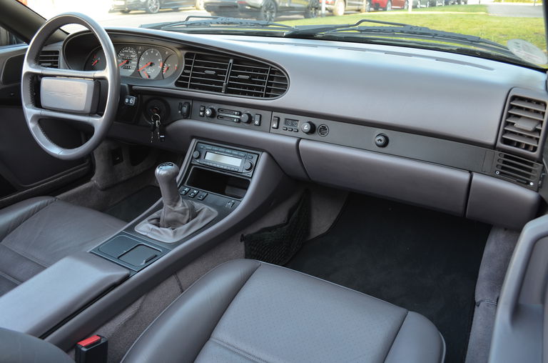 Porsche 944 Turbo Cabriolet
