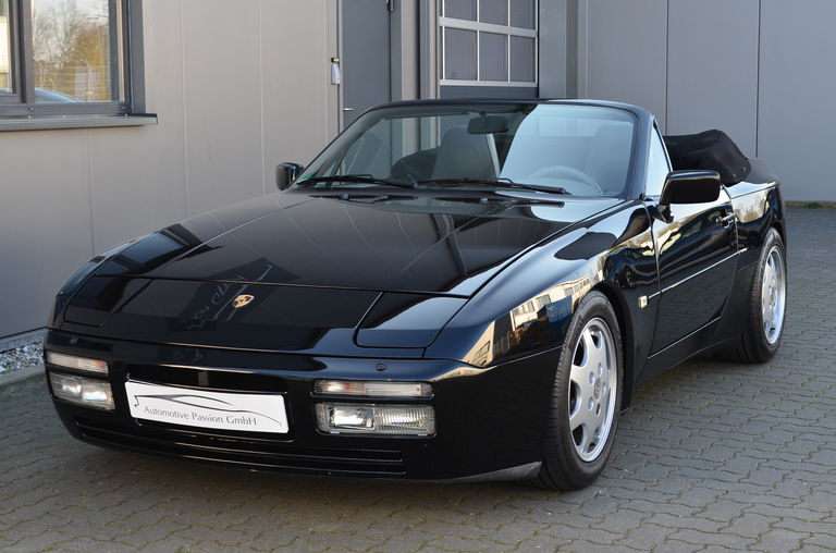 Porsche 944 Turbo Cabriolet