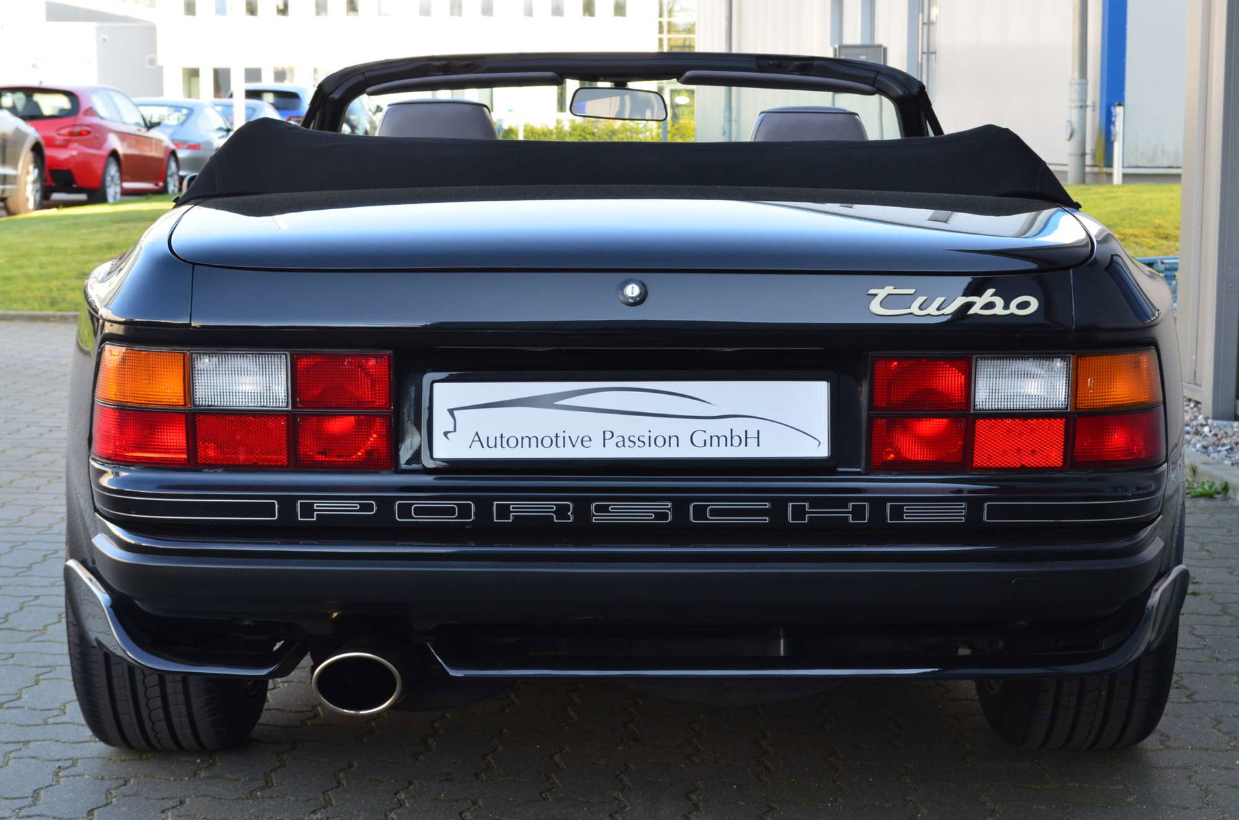Porsche 944 Turbo Cabriolet 1991 - elferspot.com - Marketplace for