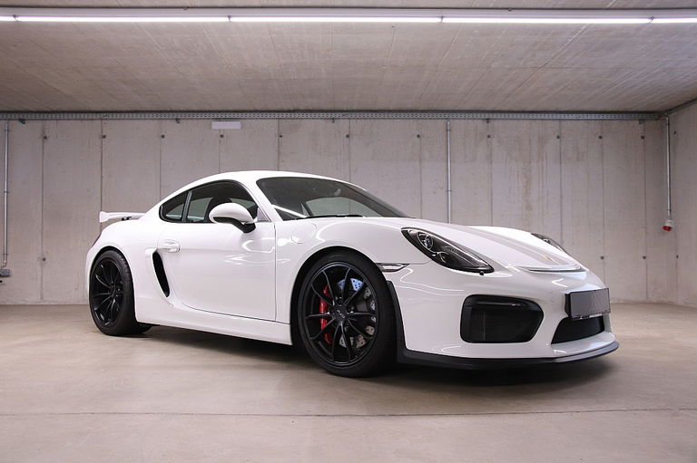 Porsche 981 Cayman GT4