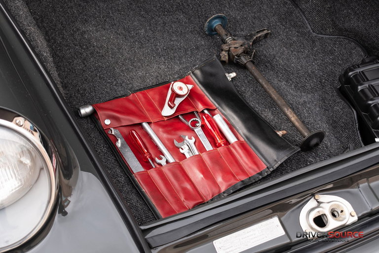 Porsche 911 S (F-Modell)