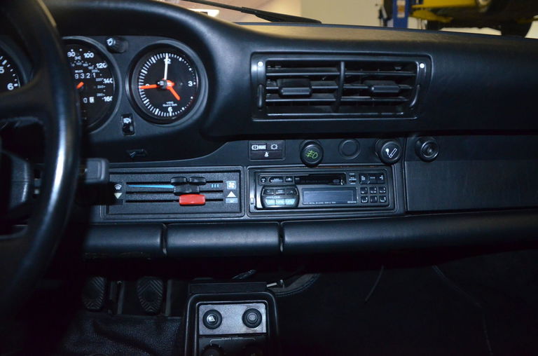 Porsche 911 Turbo 3.3 (US)