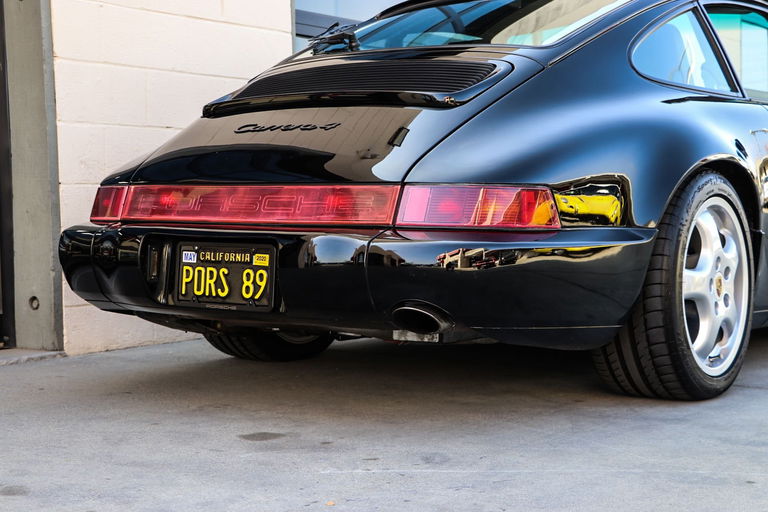 Porsche 964 Carrera 4