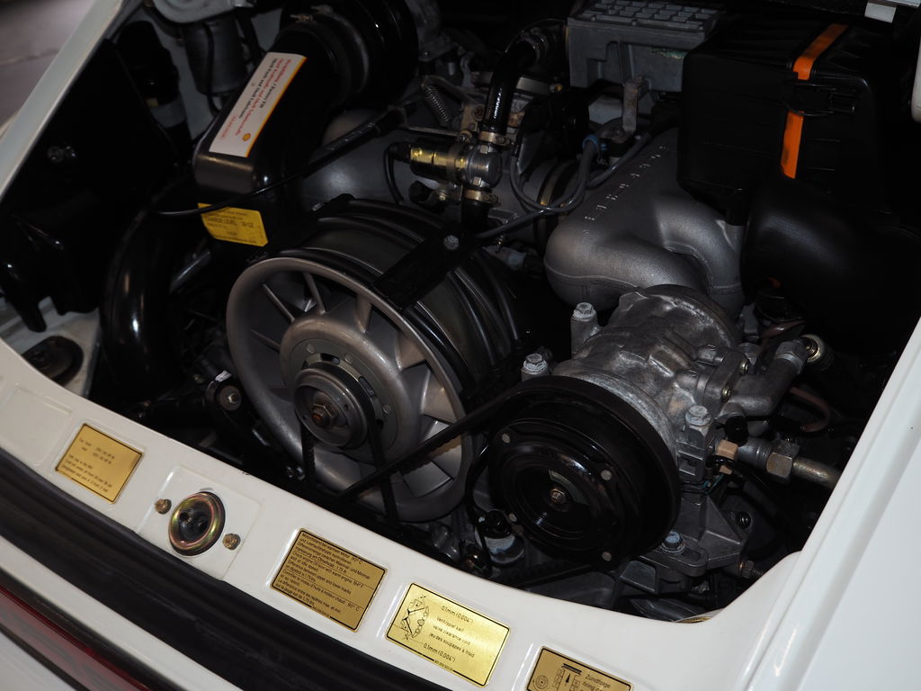 Porsche 911 Carrera 3.2 WTL