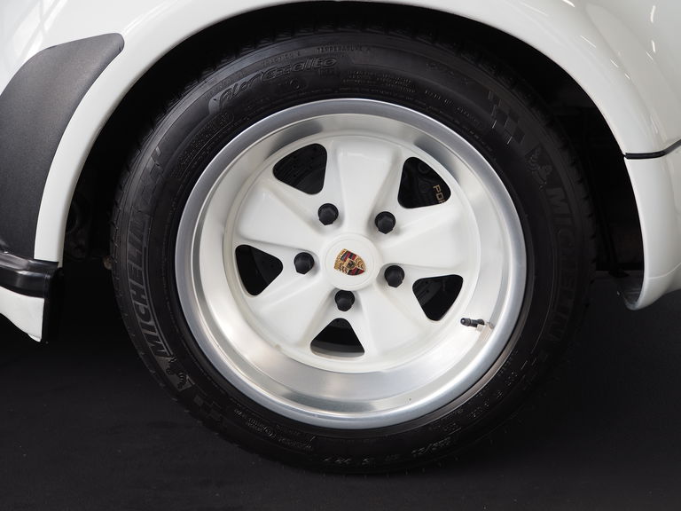 Porsche 911 Carrera 3.2 WTL