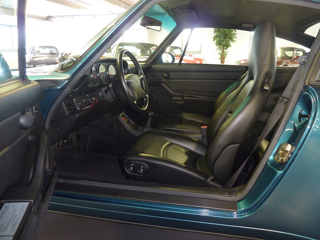 Porsche 993 Carrera