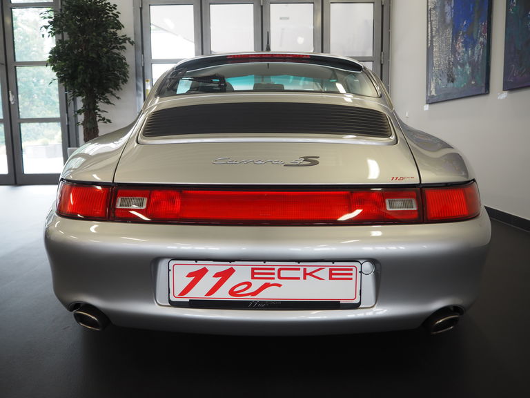 Porsche 993 Carrera 4S