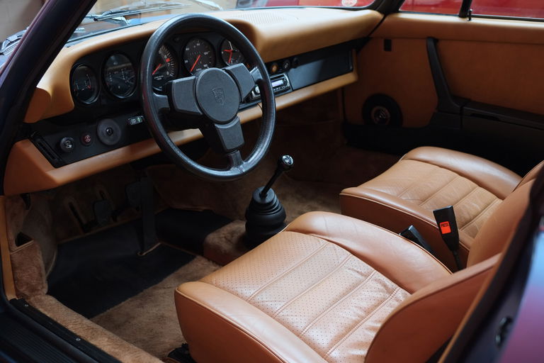 Porsche 911 Carrera (US)