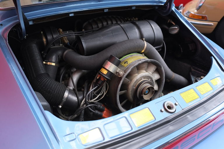 Porsche 911 Carrera (US)