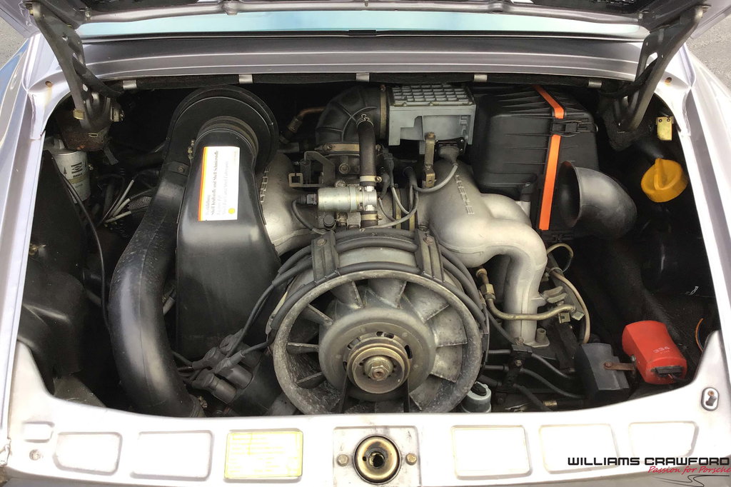 Porsche 911 Carrera 3.2