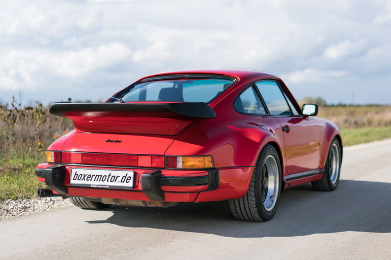 Porsche 911 Turbo 3.3