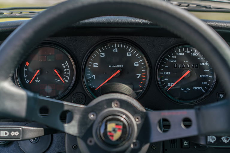 Porsche 911 Backdate