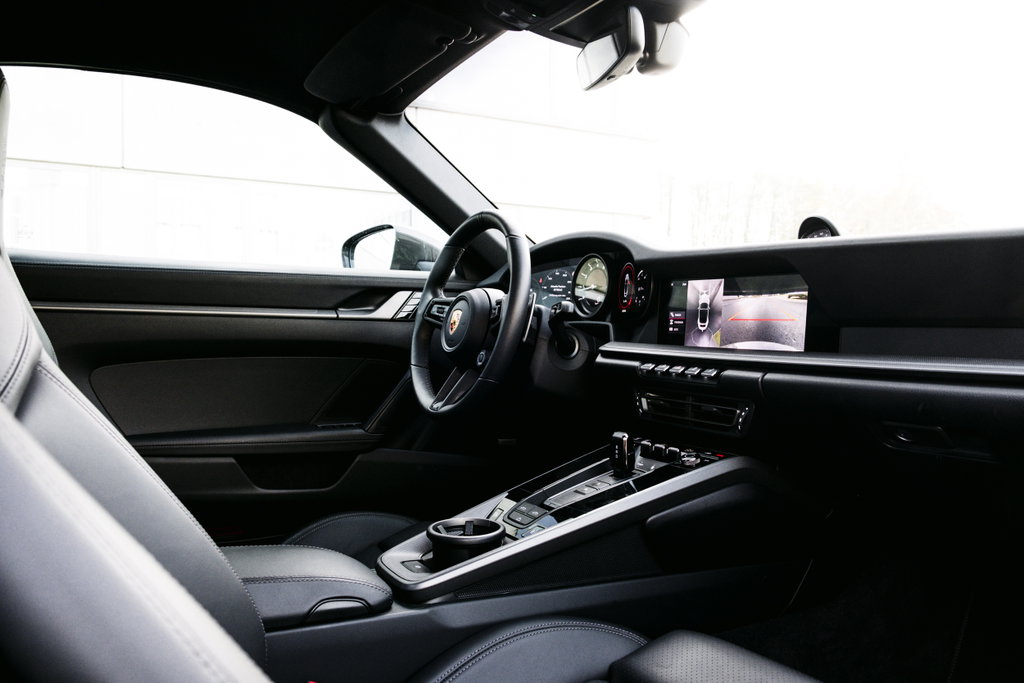 Porsche 992 Carrera 4S