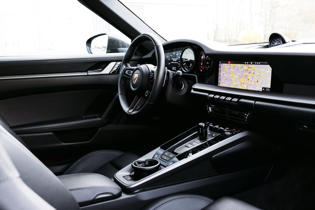 Porsche 992 Carrera 4S