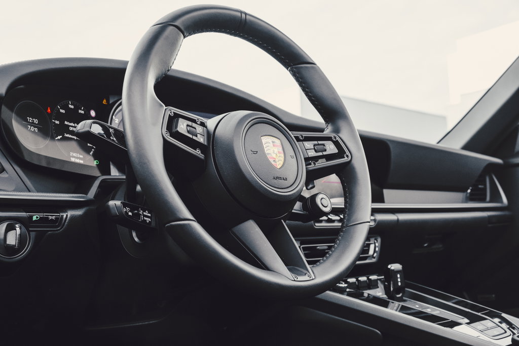 Porsche 992 Carrera 4S