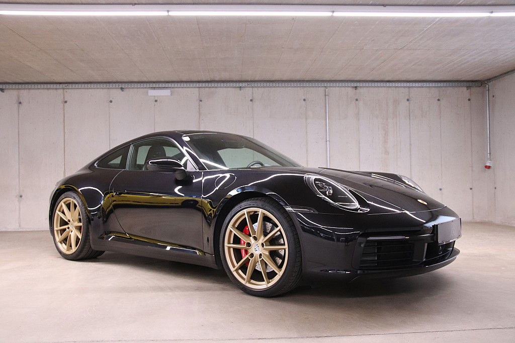 Porsche 992 Carrera 4S 2019 - elferspot.com - Marktplatz ...