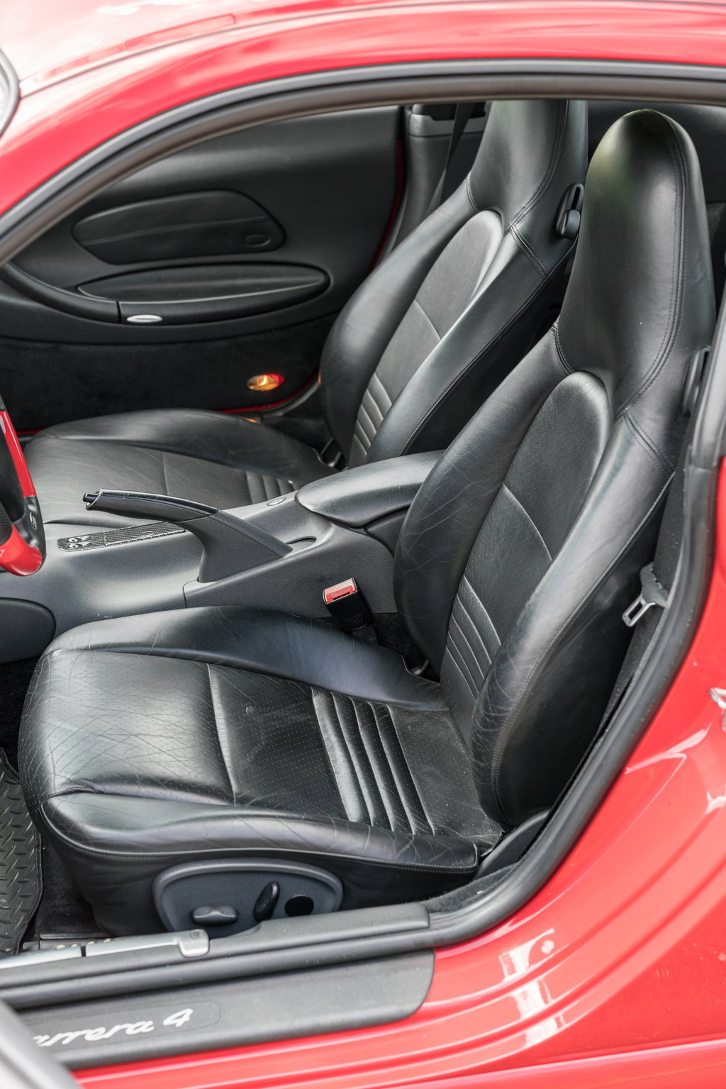 Porsche 996 Carrera 4