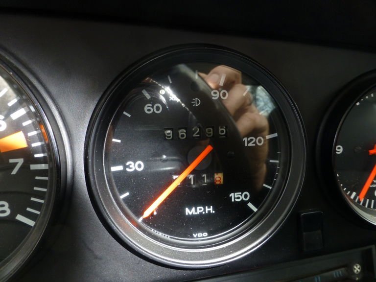 Porsche 911 Carrera (US)