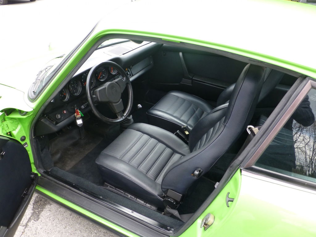 Porsche 911 Carrera (US)