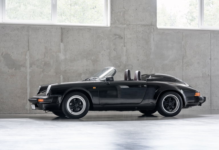 Porsche 911 Carrera 3.2 Speedster