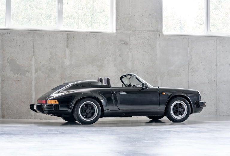 Porsche 911 Carrera 3.2 Speedster