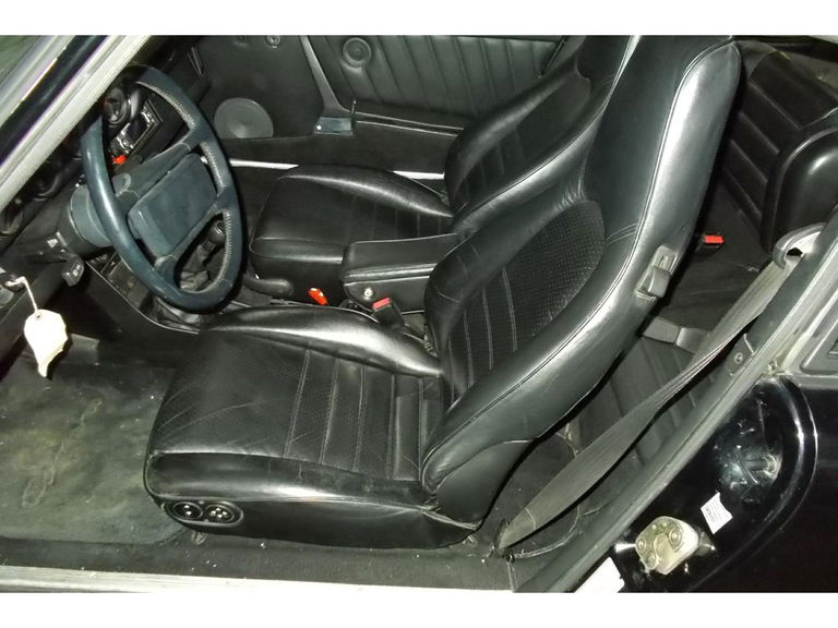 Porsche 911 Carrera 3.2 (US)