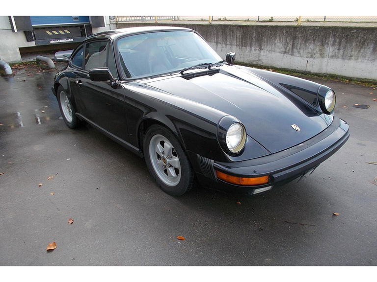 Porsche 911 Carrera 3.2 (US)